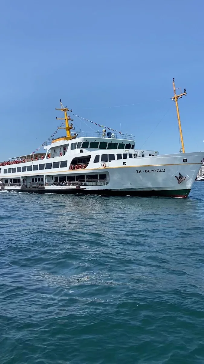 Public passenger ferry beside Eminönü pier