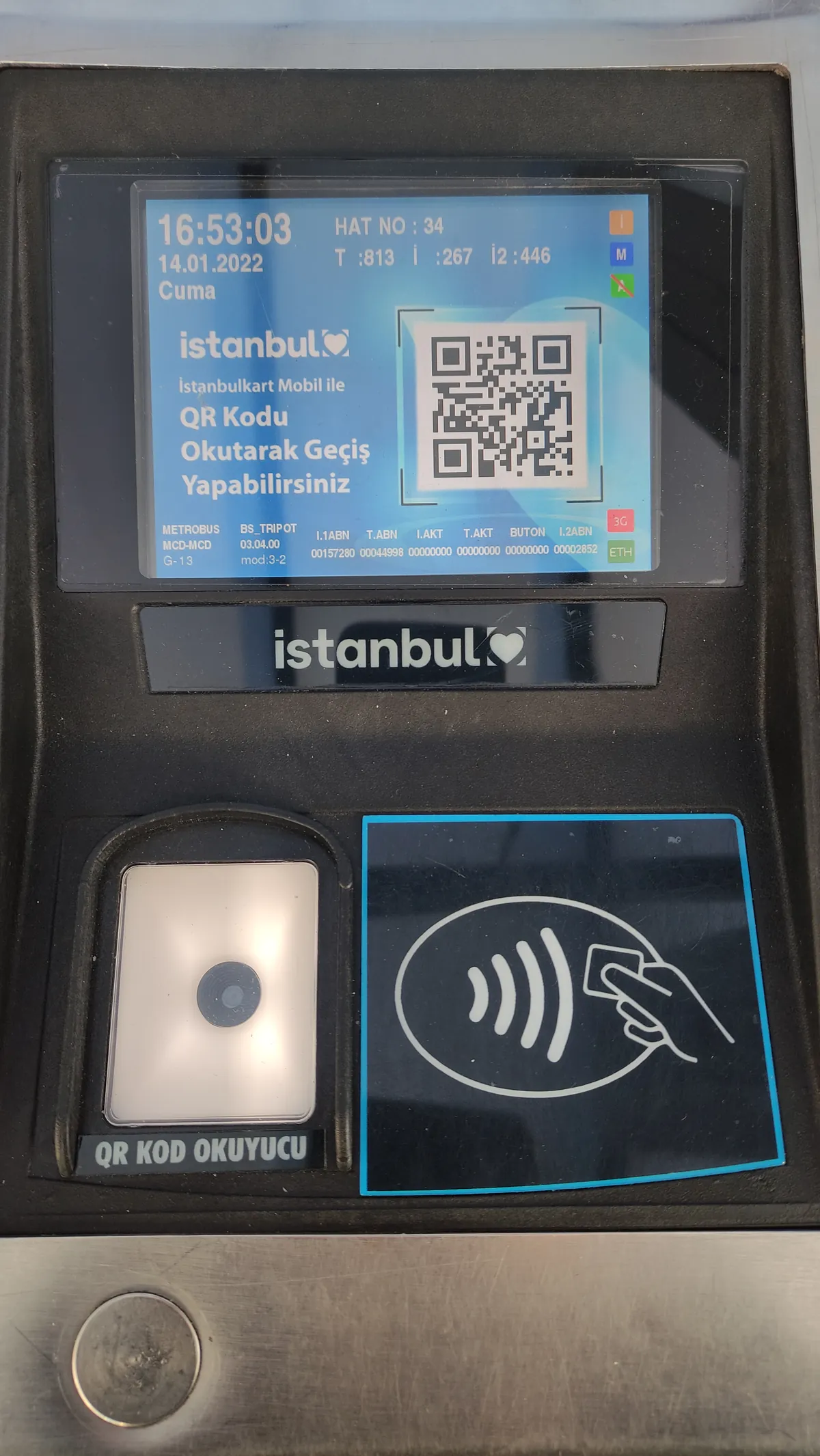 Istanbulkart validator with a contactless card area and QR reader